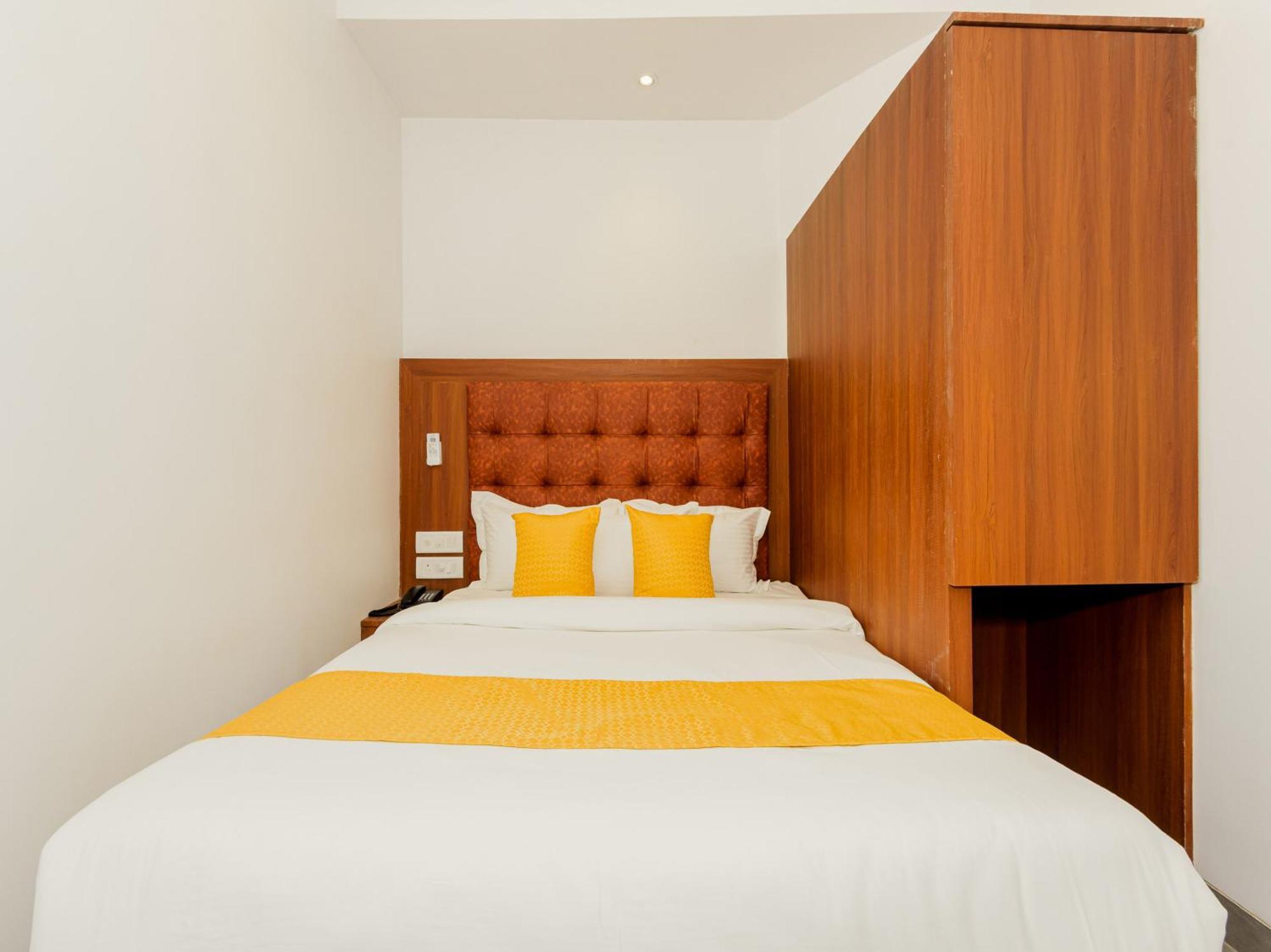Hotel Zillion Executive Near Us Consulate Bandra Kurla Complex Mumbai Near Mumbai Airport Мумбаи Экстерьер фото