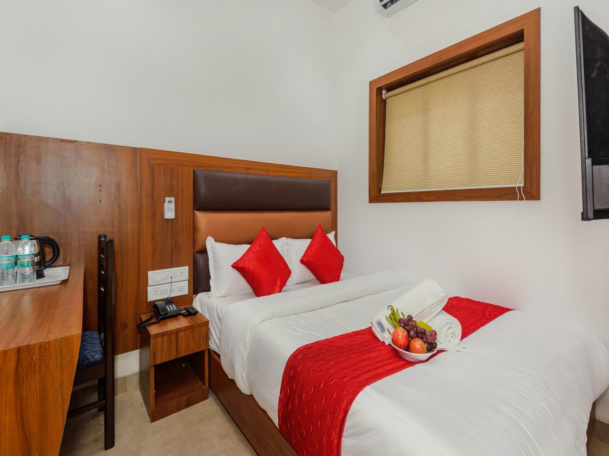 Hotel Zillion Executive Near Us Consulate Bandra Kurla Complex Mumbai Near Mumbai Airport Мумбаи Экстерьер фото