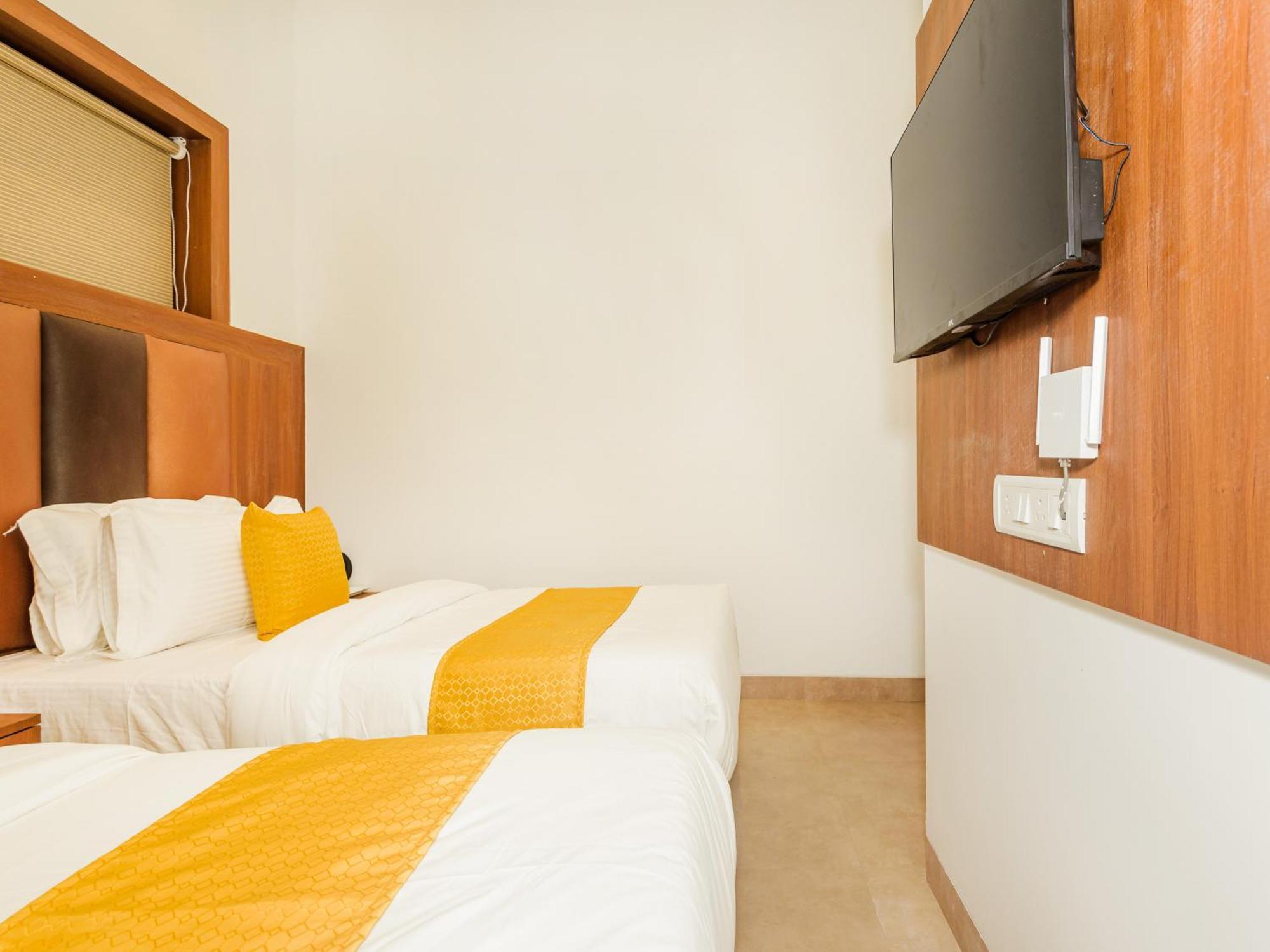 Hotel Zillion Executive Near Us Consulate Bandra Kurla Complex Mumbai Near Mumbai Airport Мумбаи Экстерьер фото