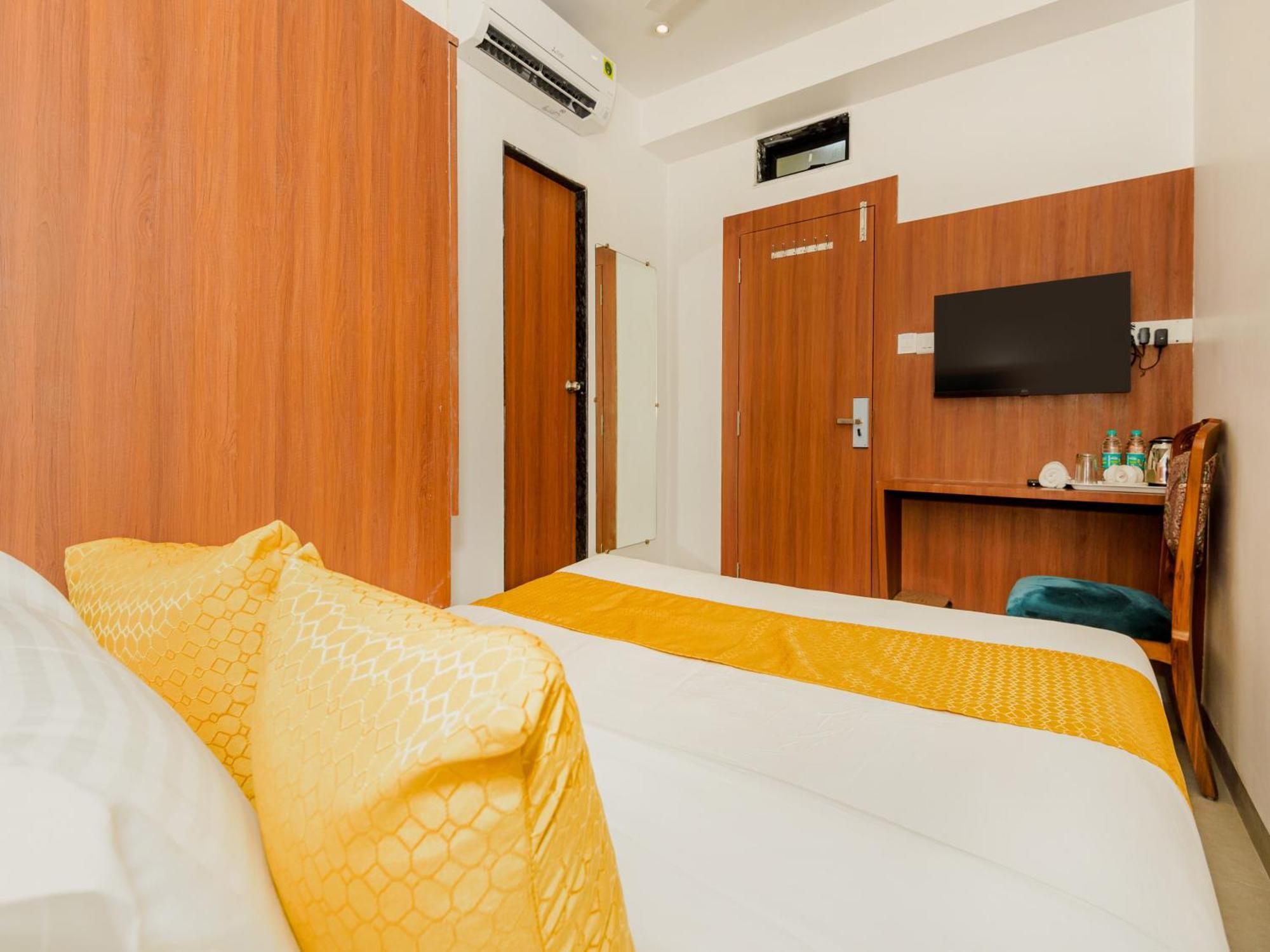 Hotel Zillion Executive Near Us Consulate Bandra Kurla Complex Mumbai Near Mumbai Airport Мумбаи Экстерьер фото