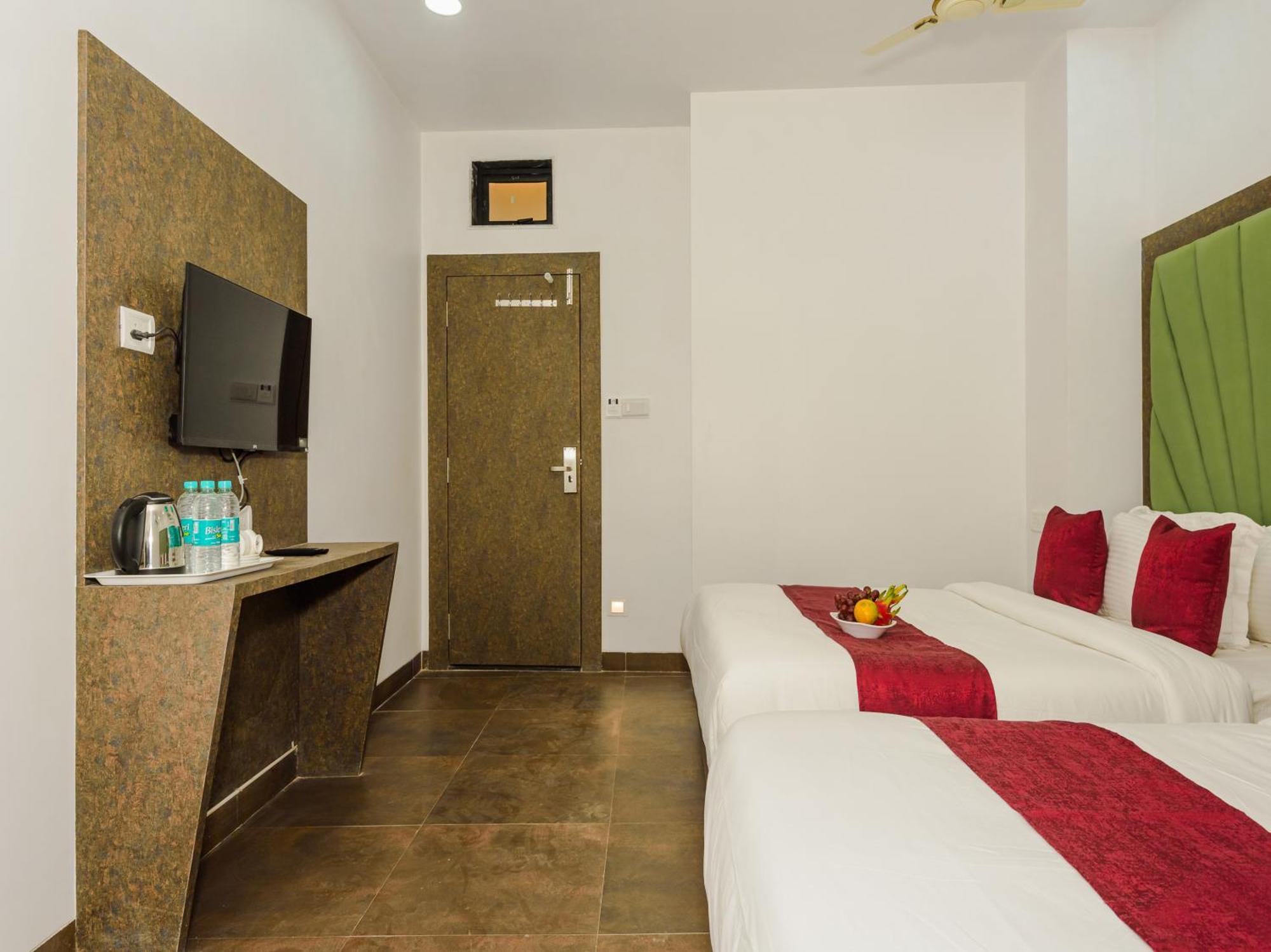 Hotel Zillion Executive Near Us Consulate Bandra Kurla Complex Mumbai Near Mumbai Airport Мумбаи Экстерьер фото